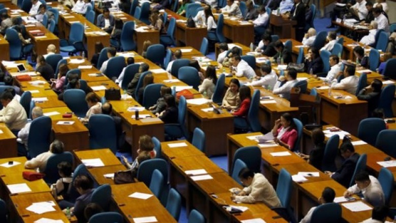 Martial law extension draw mixed reactions from Mindanaoans