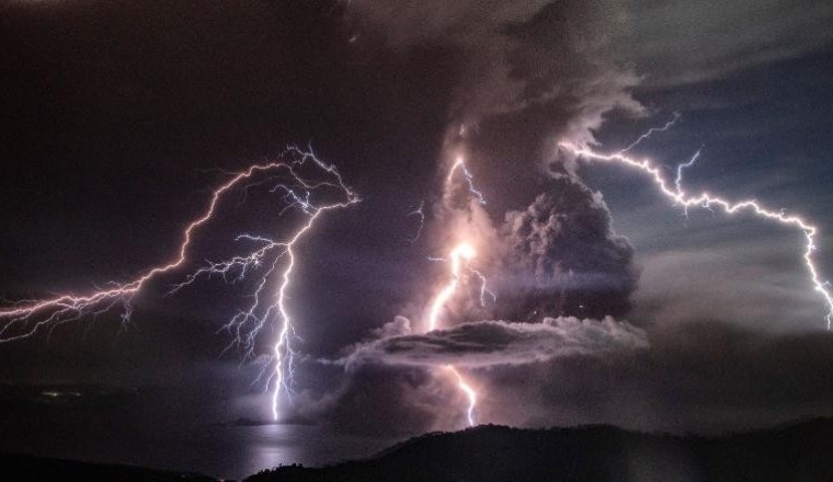 Philippines warns of 'explosive eruption' after Taal Volcano spews ash near Manila