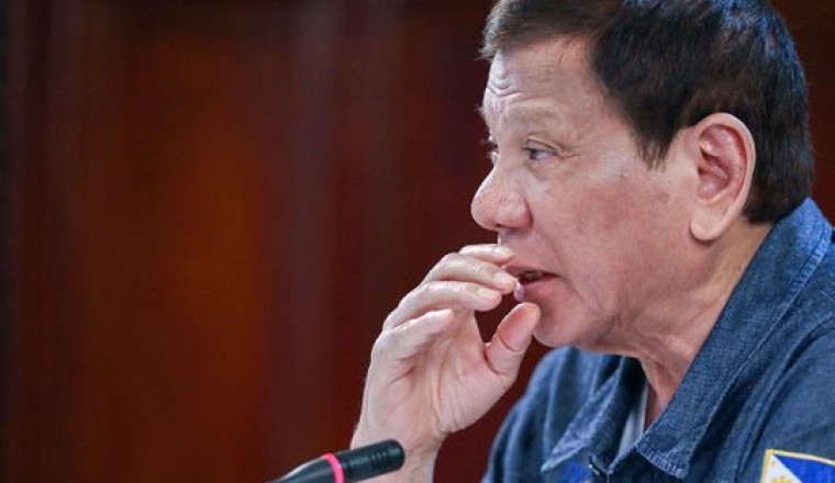 Rodrigo Duterte confirms bid for Davao mayor